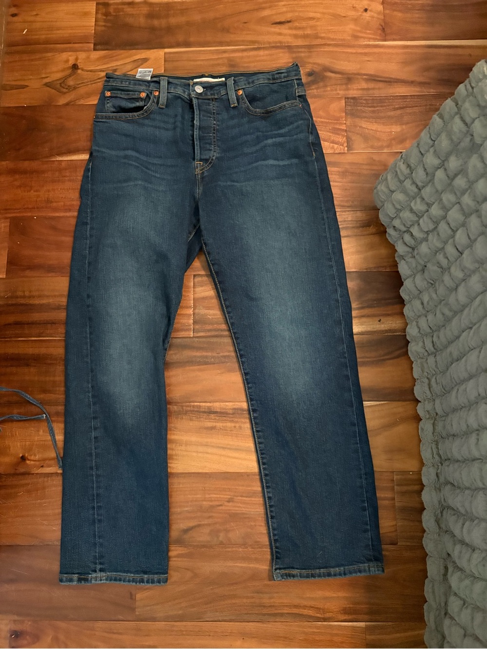 Levi’s Wedgie Straight Jeans Size 31 High Rise Button Fly Denim‎ (1325)
